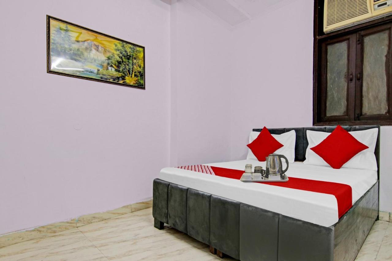 Hotel O Chaudhary Villa New Delhi Bagian luar foto